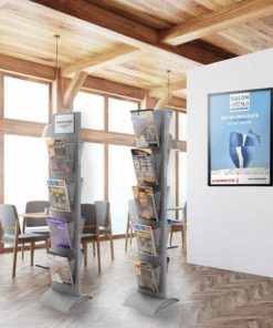 Doppelseitige Prospektständer mit einer stabilen Metallstruktur und verstellbaren, transparenten Fächern für A4-Dokumente, ideal für Reisebüros, Museen und Garagen, online erhältlich bei C.Diff Prom mit schneller Lieferung in die Schweiz.